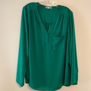 Pleione XL green blouse